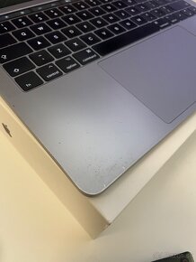 MacBook PRO 13” 2017 TouchBar 4 thunderbolt 3 porty - 8