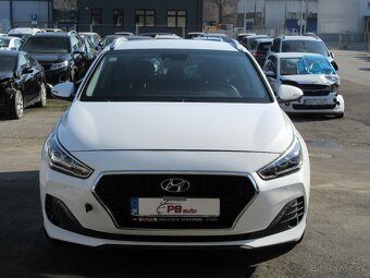 Hyundai i30 1.6 CRDi 136 Style odp. DPH - 8