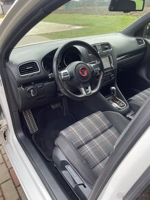 Volkswagen Golf IV GTI 155kw = DSG, Navi, F1, Top Stav = - 8