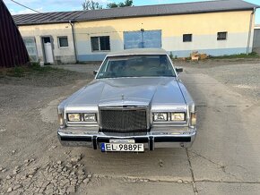 Lincoln Town Car 5,0 l - 8