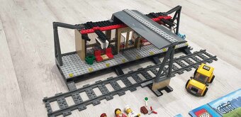 LEGO 60050 Vlak TRAIN station - 8