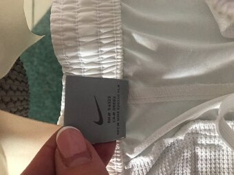 NOVÉ NIKE originál white pánske športové/capri nohavice L/XL - 8