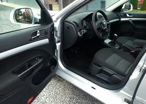 ŠKODA OCTAVIA COMBI 1.6TDI 4x4 77w KLIMA, STK, ŠPZ - 8