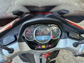 Piaggio MP3 Yourban 300i r.v. 2017 - 8