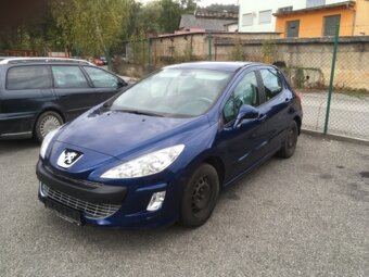 Peugeot 308 - 8