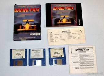 Commodore Amiga 600 + Microprose Formula One Grand Prix - 8