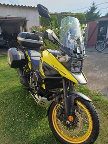 Suzuki V strom 1050xt - 8