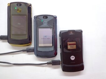 Motorola RAZR V3i STEELGRAY + RAZR2 V8 RAZR V3 E4 Dotyková - 8