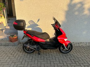 Gilera runner ST 200 4t - 8