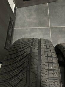 Michelin Pilot Alpin 235/40 r18 - 8