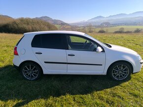 Volkswagen Golf 5 1.9 TDI - 8