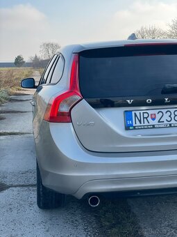 Volvo V60 D2 rv4/2014 - 8