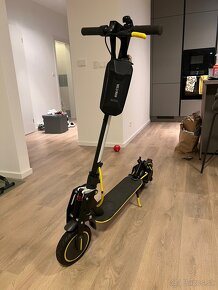 Xiaomi scooter Pro - 8