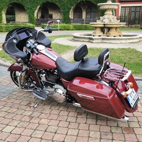 Predám zánovnú Harley Davidson Road Glide r.v.2020 - 8