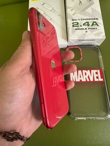 iPhone 11 64GB RED Product - 8