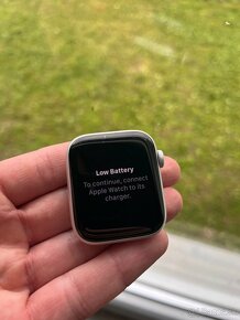 Apple Watch SE ‘22 - na náhradné diely - 8