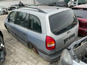 Lacno rozpredám Opel Zafira 1999-2005 na náhradné diely - 8