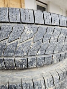 Plechové disky 6x130 + zimné pneu 205/75r16c - 8