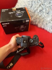 Predám Sony A7 III (5000 snímkov, ZANOVNÉ, komplet balenie) - 8