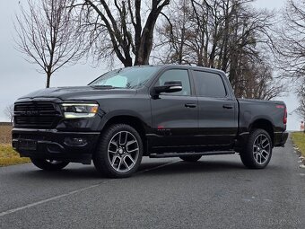 Dodge Ram Sport - 8