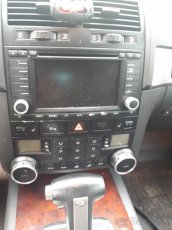 Volkswagen Touareg 3.0Tdi - 8