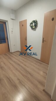 JKV REAL ponúka na prenájom 2 IZBOVÝ BYT na ulici Kútovská v - 8