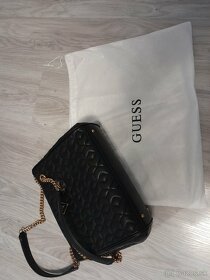 Kabelka Guess - 8