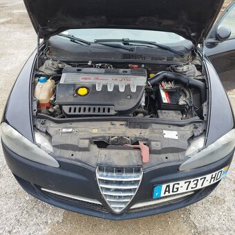 Alfa Romeo 147 1.9 Jtd - 8