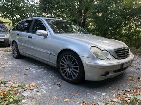 Mercedes w203 c - 8