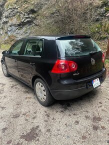 Vw golf 5 benzín 107 tisíc km 2007 - 8