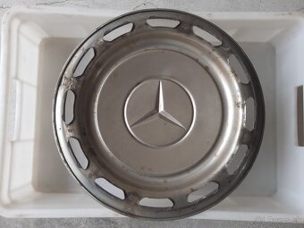 Puklice 5 kusov na Mercedes-Benz W114, W115, W123 - 8