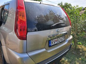 Nissan X-trail T31 - 8