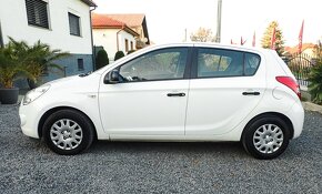 HYUNDAI i20 1.2 16V BENZIN 2011 - 4 valec - VYHREV SEDADIEL - 8