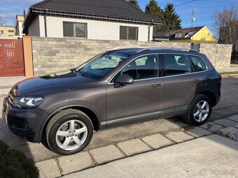 Volkswagen Touareg 3.0TDI Comfortline DSG 4x4 - 8