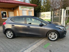 Kia Cee´d 1.4 CRDi EX - 8