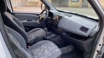 Opel Combo Tour 1.6CDTi - 8