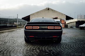 DODGE CHALLENGER 6.4 HEMI WIDEBODY 2023 - 8