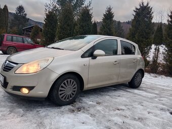 Predám / Vymením Opel Corsa D 1,2 59kW 2009 - 8