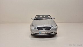 1:18 MERCEDES-BENZ SLK 230 - 8