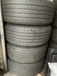 Letné pneu 235/50 r18 - 8