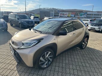 TOYOTA AYGO X 1.0 VVT-I EXECUTIVE S-CVT - 8