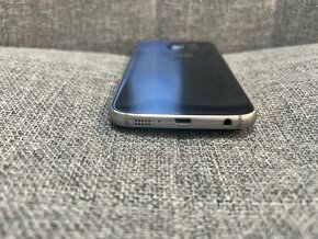 Samsung galaxy S6 (plne funkčný) bateria je už slabšia - 8