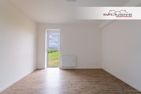 3 IZBOVÝ BYT – TRNKOV, 69 M², POZEMOK - PARKOVACIE STÁTIE - 8