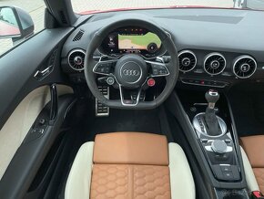 AUDI TTRS 2,5 TSI QUATTRO - 8