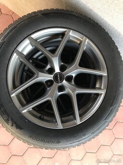 Predám zimnú sadu diskov Mercedes 235/60 r18 - 8