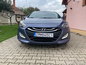 Hyundai i30 CW kombi 1.6i CRDi HP 16V DOHC Style, 94kW, M6, - 8