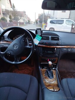 Mercedes e200 Elegance - 8