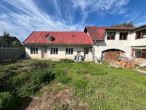 Rozostavaný RD s polyfunkiou v Melčiciach-Lieskovom - 8