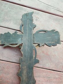 Starý drevený križ - 8