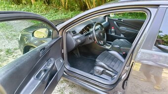 VW Passat 2.0 TDI 125kW DSG Highline - 8